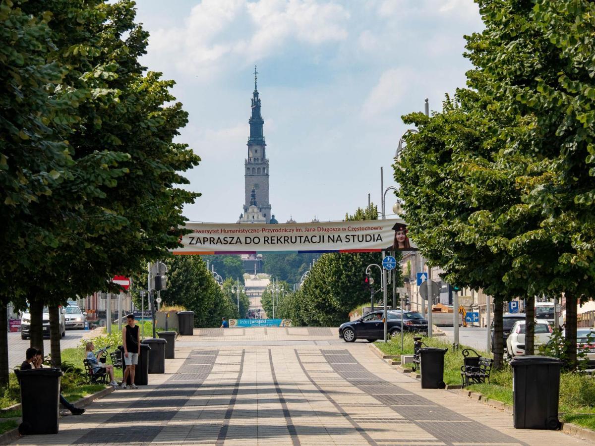 Apartament Gold Aleja Nmp 8 - Free Parking Czestochowa Luaran gambar